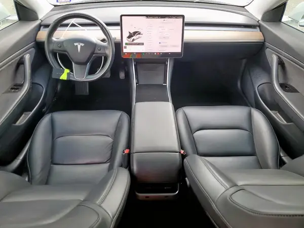 5YJ3E1EB3JF146796 2018 TESLA MODEL 3 - Image 8
