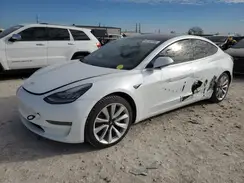 5YJ3E1EB3JF148001 2018 TESLA MODEL 3