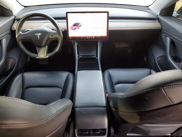 5YJ3E1EB3JF149052 2018 TESLA MODEL 3 - Image 8
