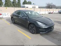 5YJ3E1EB3JF178776 2018 TESLA MODEL 3