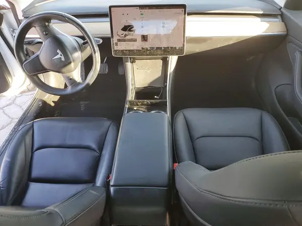 5YJ3E1EB3JF178860 2018 TESLA MODEL 3 - Image 8