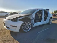 5YJ3E1EB3JF178888 2018 TESLA MODEL 3