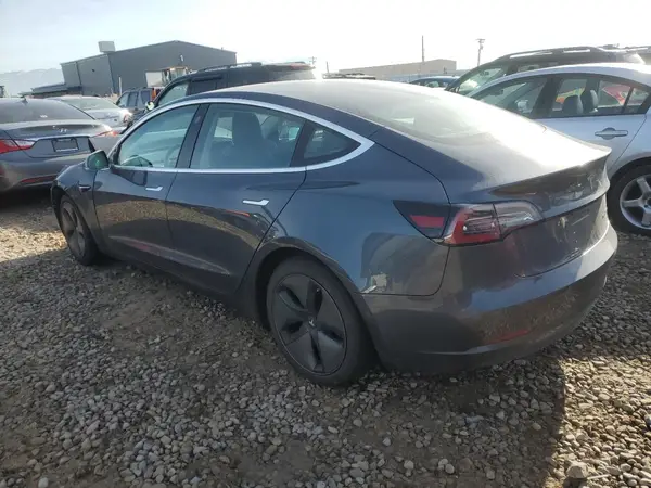 5YJ3E1EB3JF183279 2018 TESLA MODEL 3 - Image 2