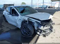 5YJ3E1EB3JF187543 2018 TESLA MODEL 3
