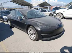 5YJ3E1EB3JF188417 2018 TESLA MODEL 3