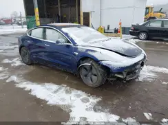 5YJ3E1EB3KF191366 2019 TESLA MODEL 3