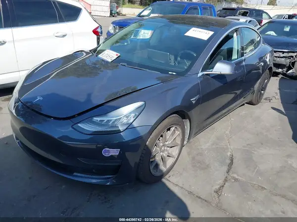5YJ3E1EB3KF191674 2019 TESLA MODEL 3 - Image 2