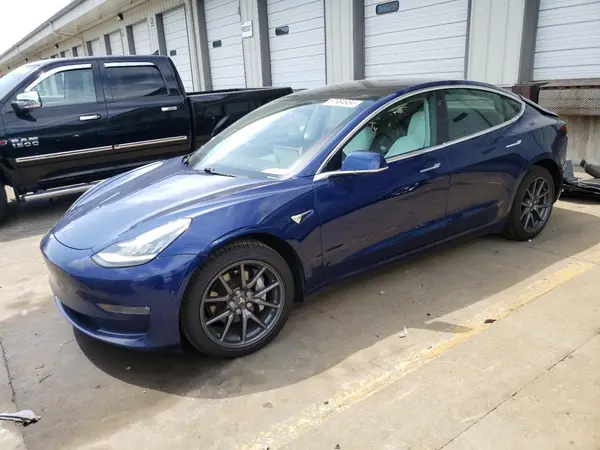 5YJ3E1EB3KF195000 2019 TESLA MODEL 3 - Image 1