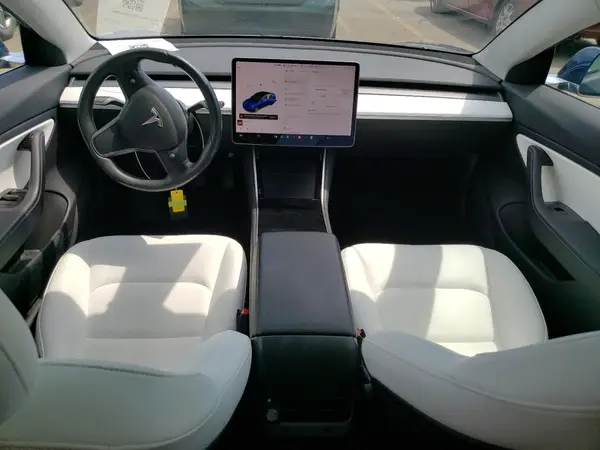 5YJ3E1EB3KF195000 2019 TESLA MODEL 3 - Image 8