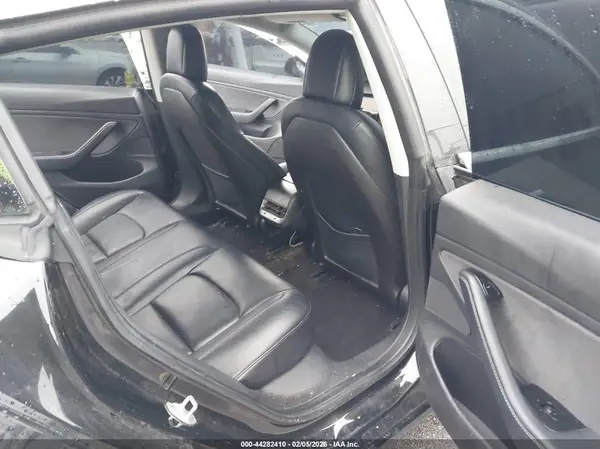5YJ3E1EB3KF199192 2019 TESLA MODEL 3 - Image 8