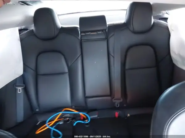 5YJ3E1EB3KF199581 2019 TESLA MODEL 3 - Image 8