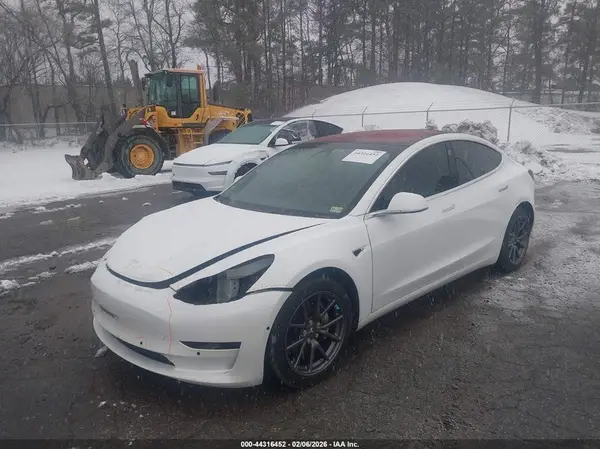 5YJ3E1EB3KF199614 2019 TESLA MODEL 3 - Image 2