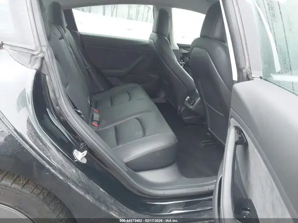 5YJ3E1EB3KF208585 2019 TESLA MODEL 3 - Image 5