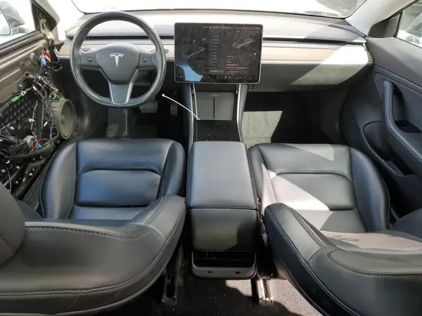 5YJ3E1EB3KF208747 2019 TESLA MODEL 3 - Image 8