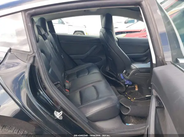 5YJ3E1EB3KF208909 2019 TESLA MODEL 3 - Image 8