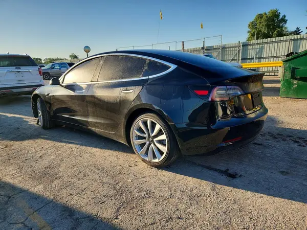 5YJ3E1EB3KF213950 2019 TESLA MODEL 3 - Image 2