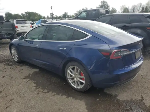 5YJ3E1EB3KF231669 2019 TESLA MODEL 3 - Image 2