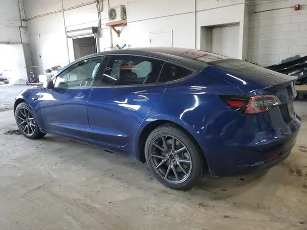 5YJ3E1EB3KF365551 2019 TESLA MODEL 3 - Image 2
