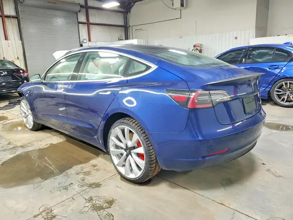 5YJ3E1EB3KF368109 2019 TESLA MODEL 3 - Image 2