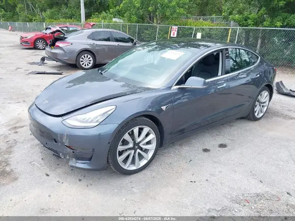 5YJ3E1EB3KF389199 2019 TESLA MODEL 3 - Image 2