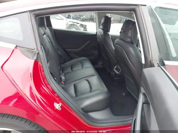 5YJ3E1EB3KF389784 2019 TESLA MODEL 3 - Image 8