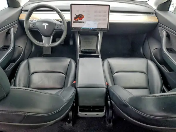 5YJ3E1EB3KF390479 2019 TESLA MODEL 3 - Image 8