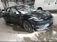 5YJ3E1EB3KF390515 2019 TESLA MODEL 3