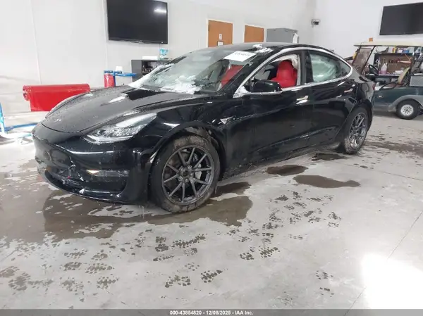 5YJ3E1EB3KF390515 2019 TESLA MODEL 3 - Image 2