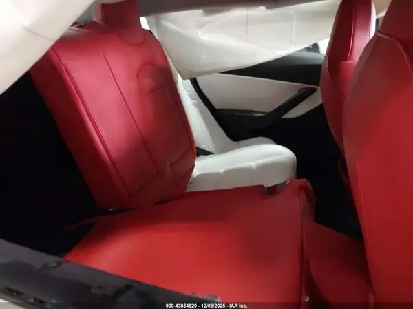 5YJ3E1EB3KF390515 2019 TESLA MODEL 3 - Image 8