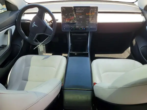 5YJ3E1EB3KF391308 2019 TESLA MODEL 3 - Image 8