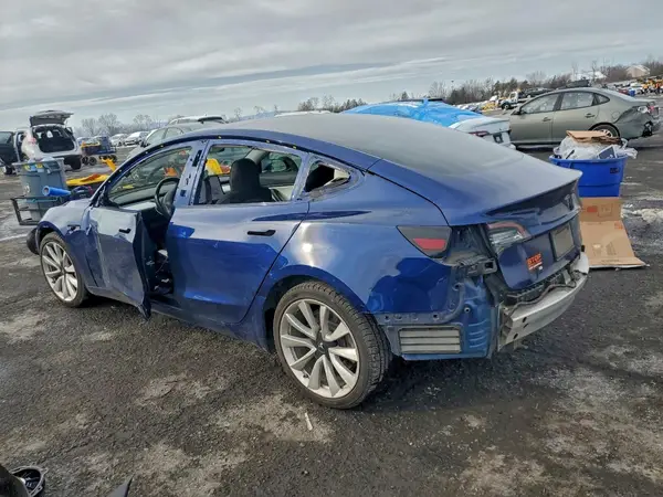 5YJ3E1EB3KF392118 2019 TESLA MODEL 3 - Image 2