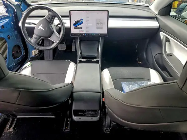5YJ3E1EB3KF392118 2019 TESLA MODEL 3 - Image 8