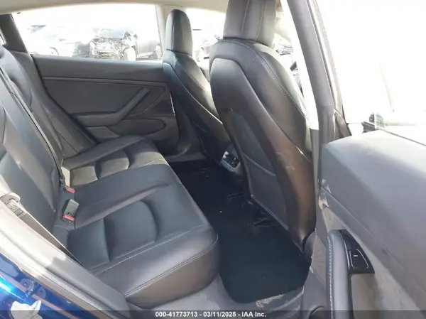 5YJ3E1EB3KF408270 2019 TESLA MODEL 3 - Image 8