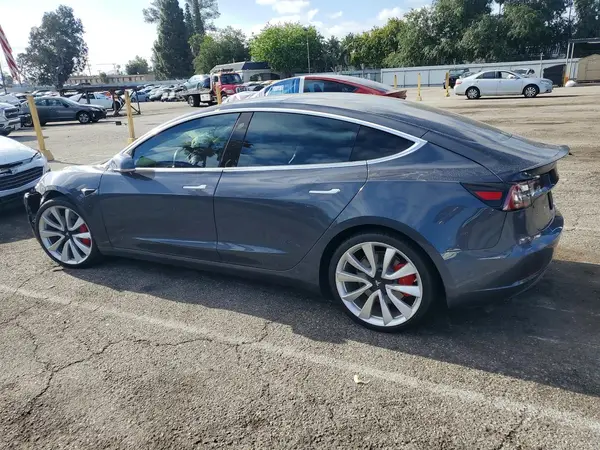 5YJ3E1EB3KF413470 2019 TESLA MODEL 3 - Image 2