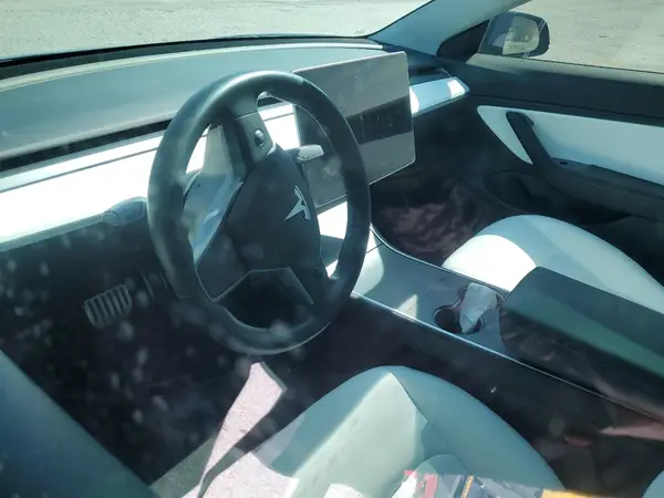 5YJ3E1EB3KF413792 2019 TESLA MODEL 3 - Image 8