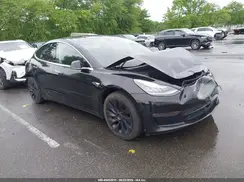 5YJ3E1EB3KF418037 2019 TESLA MODEL 3
