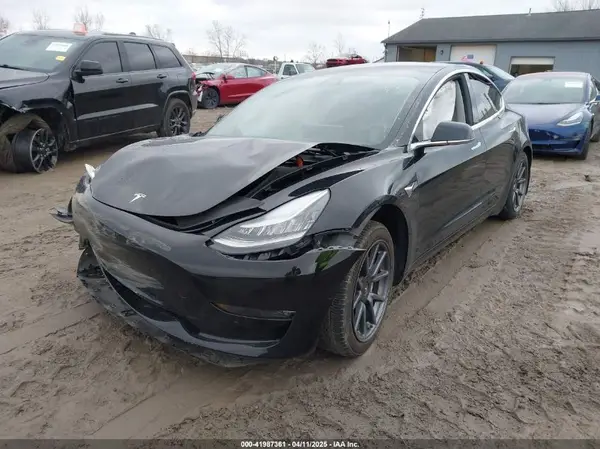 5YJ3E1EB3KF432195 2019 TESLA MODEL 3 - Image 2