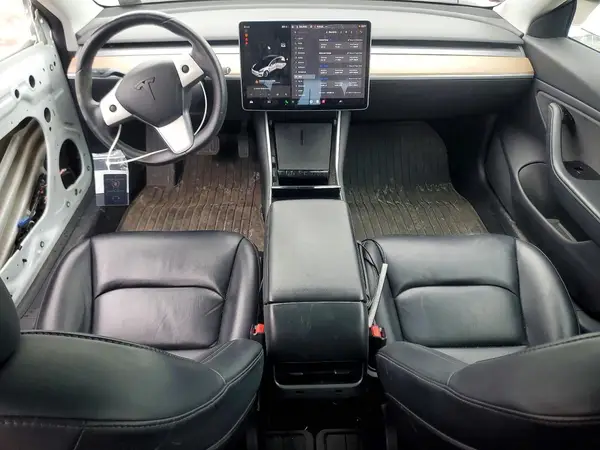 5YJ3E1EB3KF434030 2019 TESLA MODEL 3 - Image 8