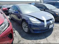 5YJ3E1EB3KF437073 2019 TESLA MODEL 3