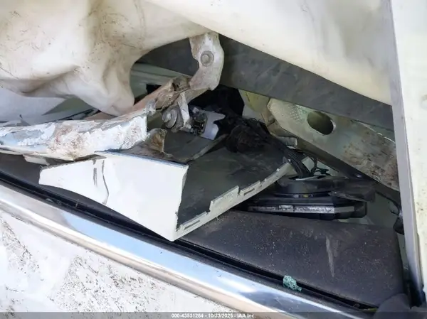 5YJ3E1EB3KF437252 2019 TESLA MODEL 3 - Image 8