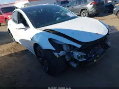 5YJ3E1EB3KF442340 2019 TESLA MODEL 3