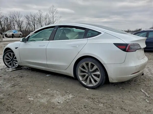 5YJ3E1EB3KF442421 2019 TESLA MODEL 3 - Image 2