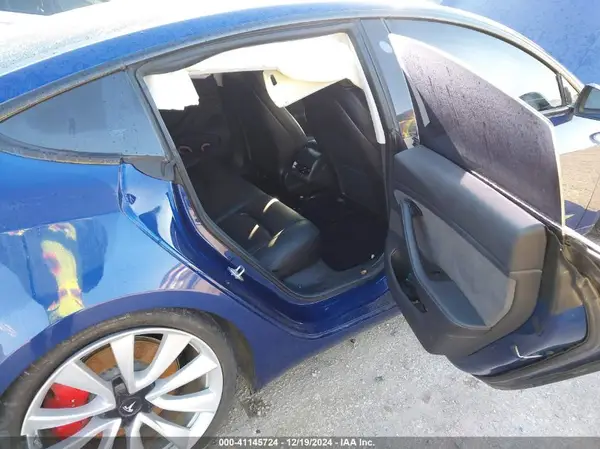 5YJ3E1EB3KF447358 2019 TESLA MODEL 3 - Image 8