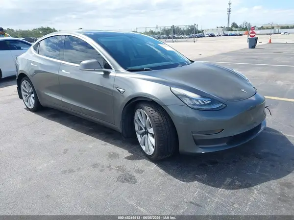 5YJ3E1EB3KF448249 2019 TESLA MODEL 3 - Image 1