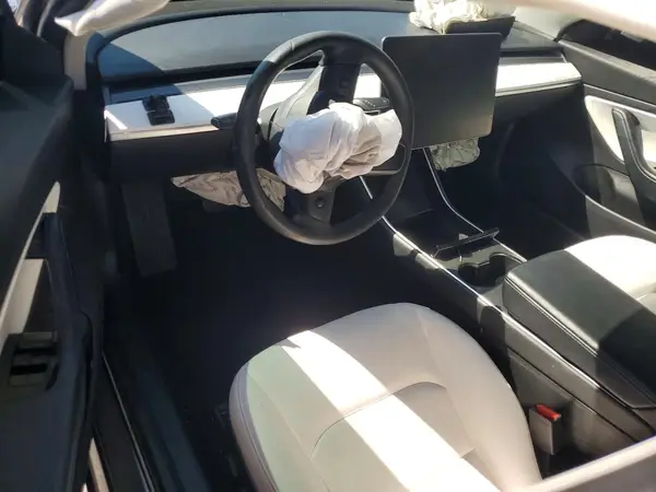 5YJ3E1EB3KF450423 2019 TESLA MODEL 3 - Image 8