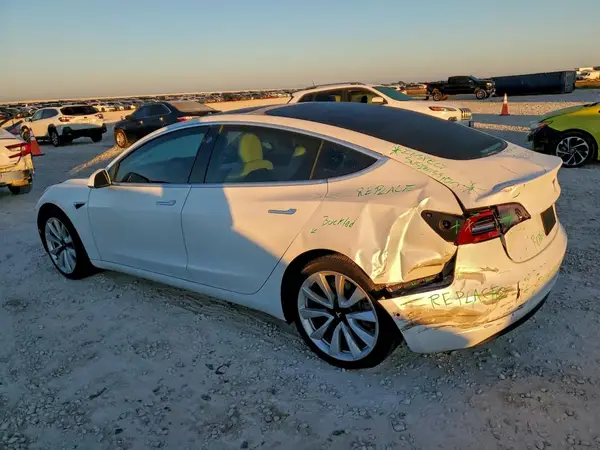 5YJ3E1EB3KF451023 2019 TESLA MODEL 3 - Image 2