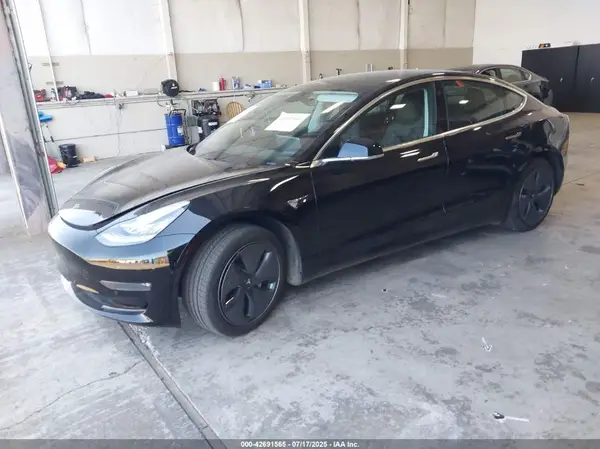 5YJ3E1EB3KF451569 2019 TESLA MODEL 3 - Image 2
