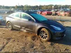 5YJ3E1EB3KF452298 2019 TESLA MODEL 3