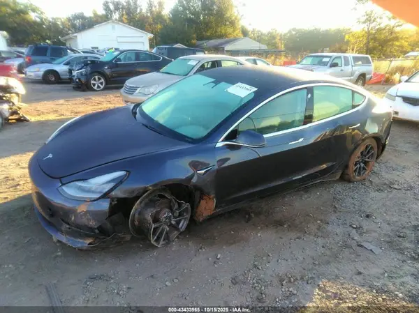 5YJ3E1EB3KF452298 2019 TESLA MODEL 3 - Image 2