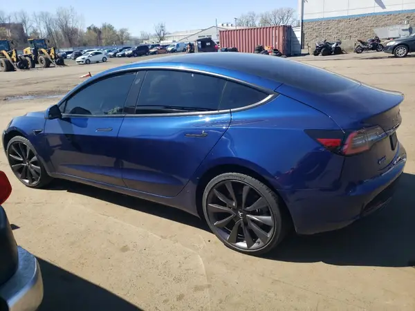 5YJ3E1EB3KF464984 2019 TESLA MODEL 3 - Image 2